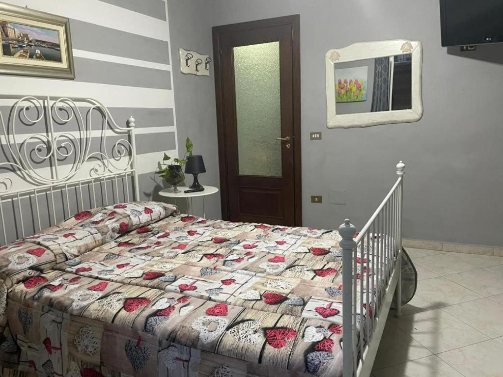 נאפולי Hotel Iris חדר תמונה
